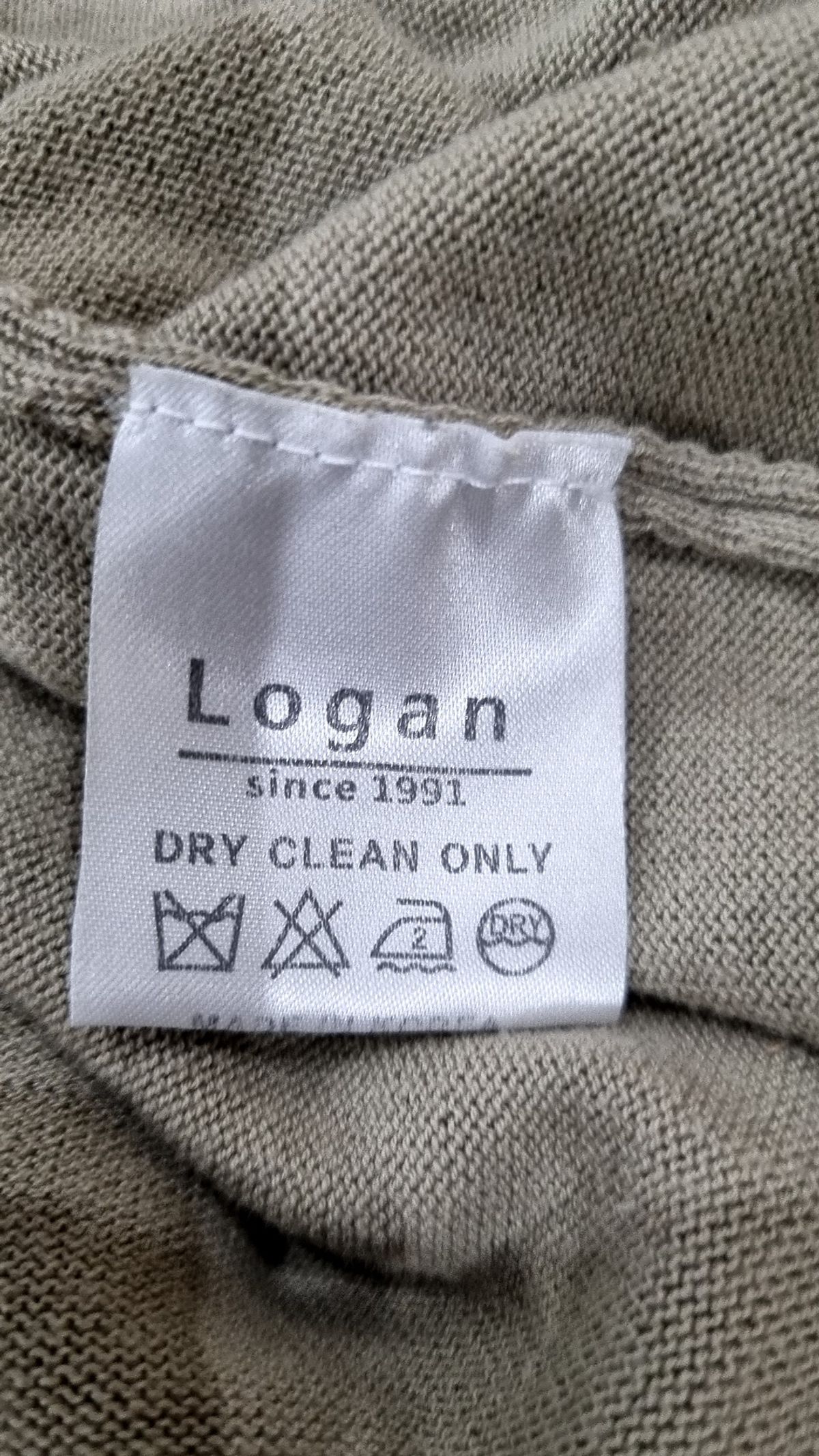 로건(LOGAN) 니트/스웨터 L