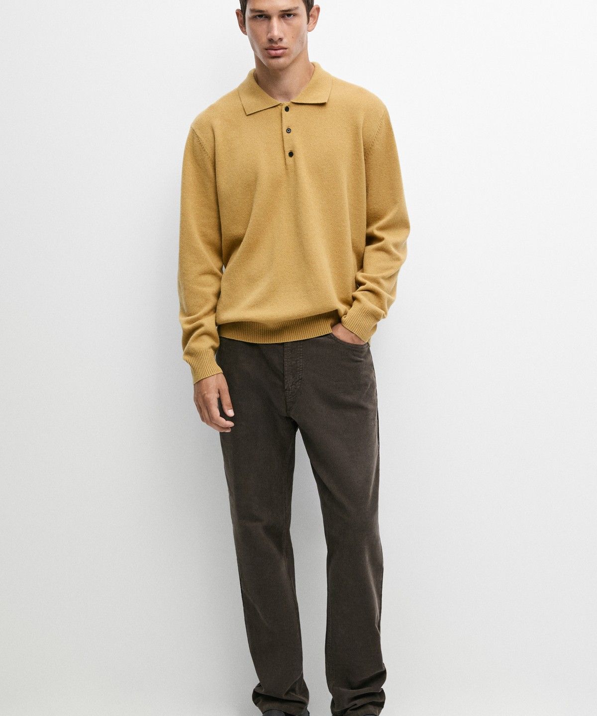 마시모두띠(MASSIMO DUTTI) 테이퍼드 핏 코듀로이 팬츠
