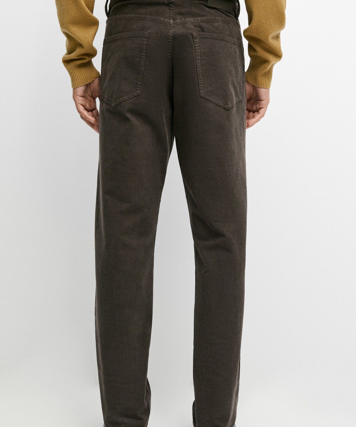 마시모두띠(MASSIMO DUTTI) 테이퍼드 핏 코듀로이 팬츠