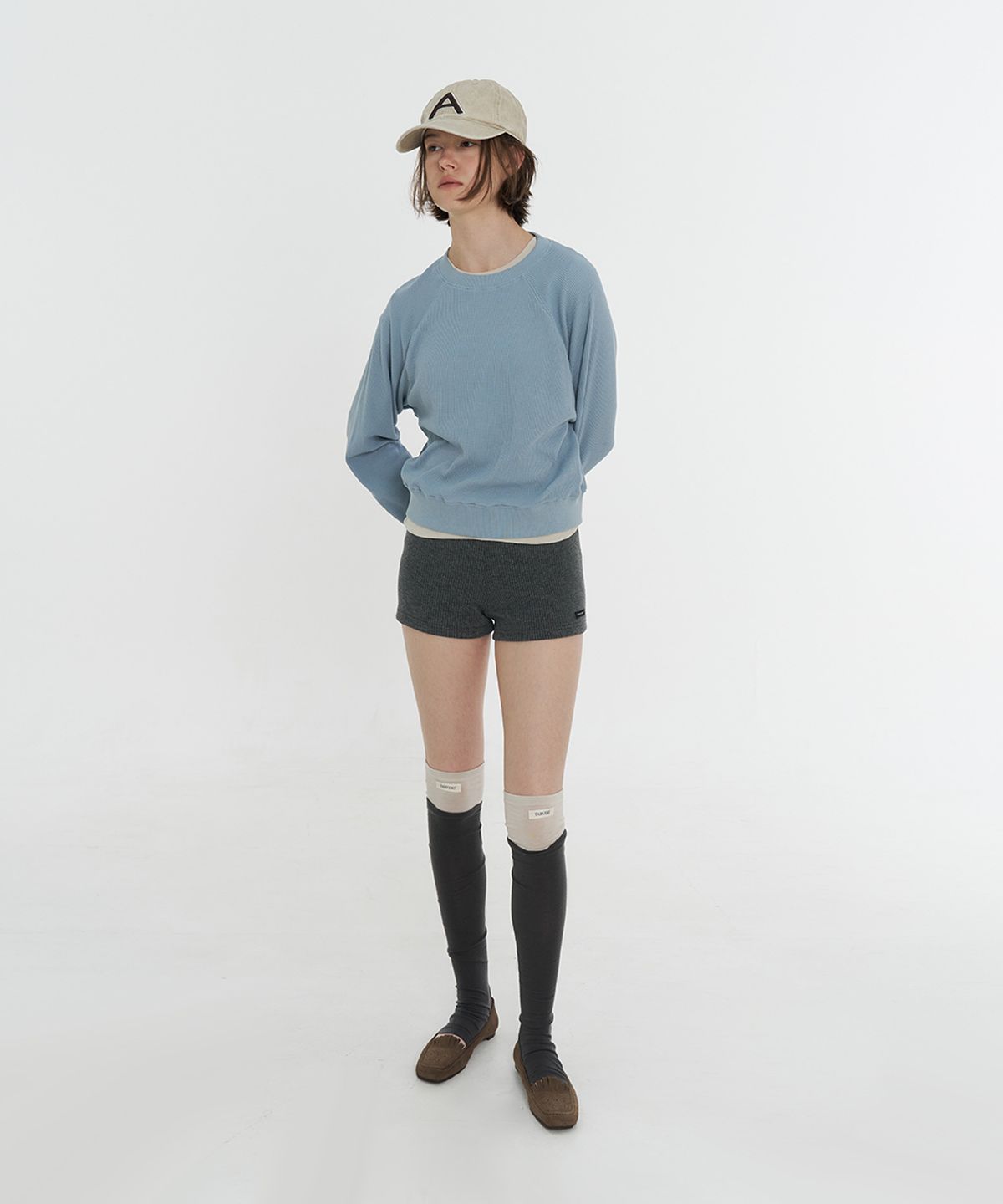 타버트(TARVERT) Renin Waffle Sweatshirt - Sky Blue