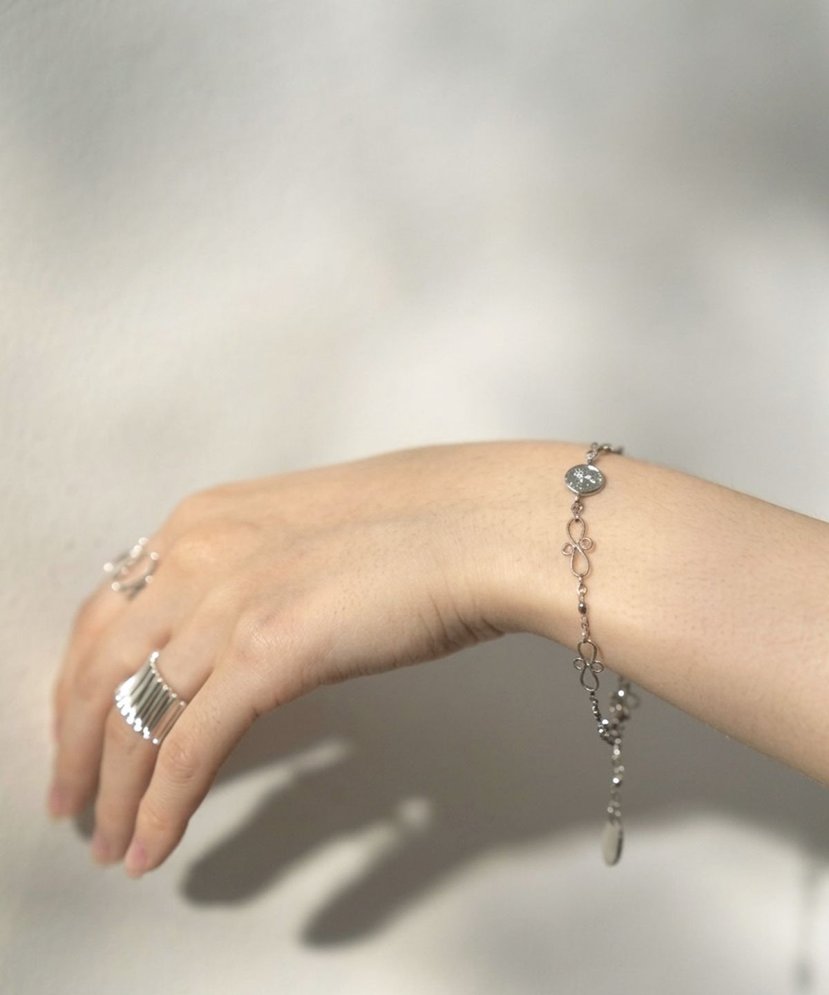보호 리베리튜드(BOHO LIBERTUDE) Eternal Flow Bracelet