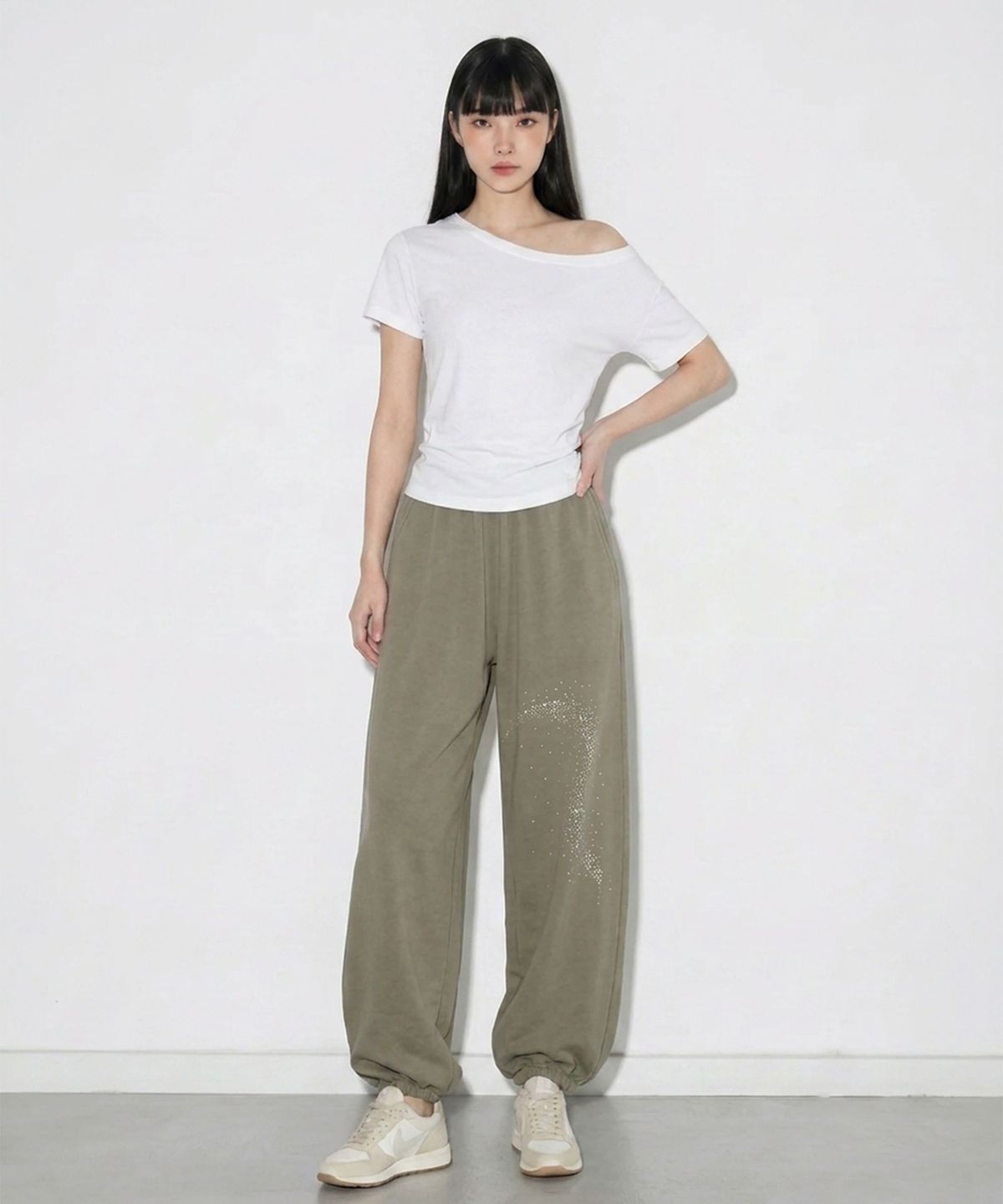 본슬리피(BORN SLIPPY) Future Wave Balloon Soft Pants (Beige)