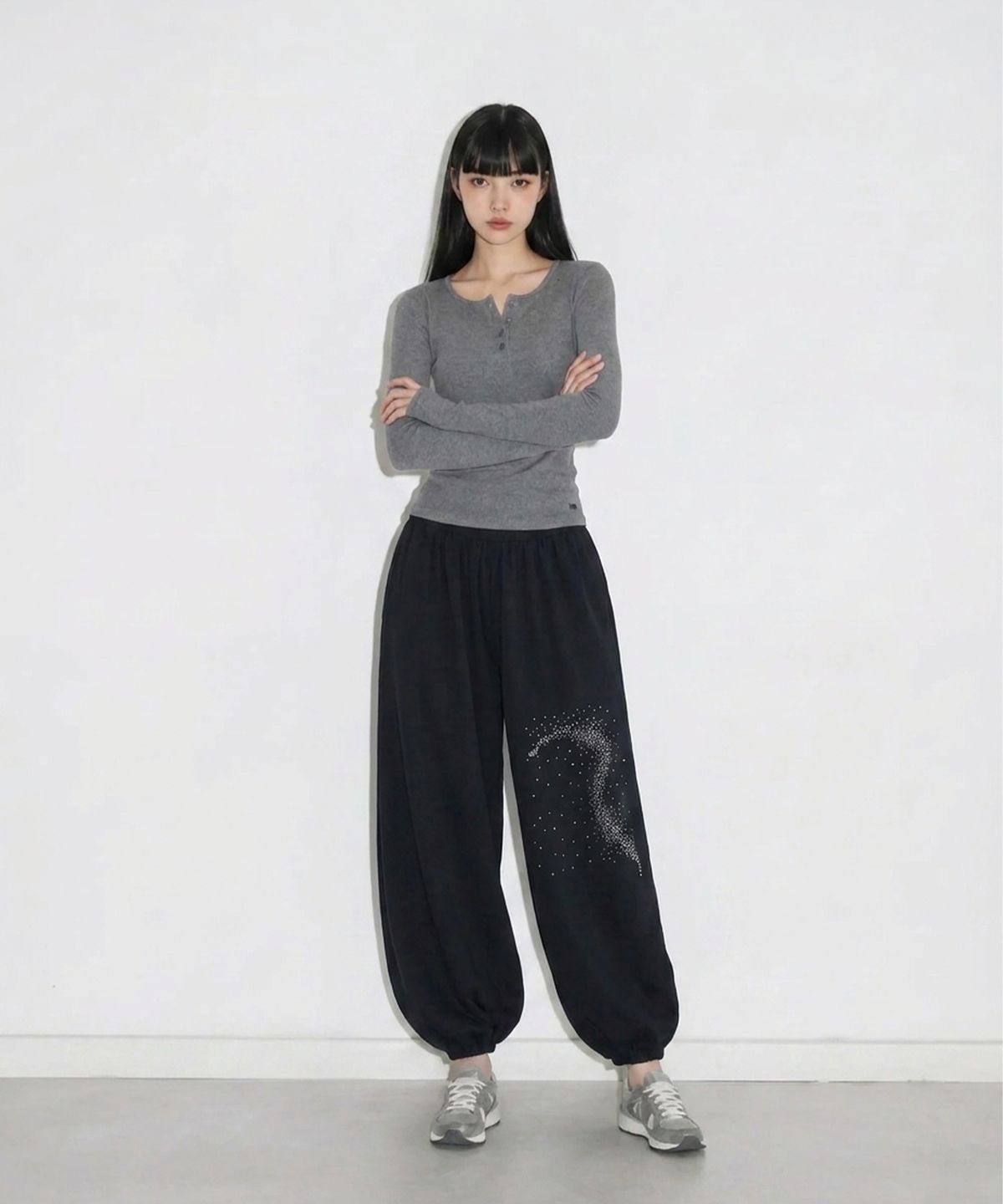 본슬리피(BORN SLIPPY) Future Wave Balloon Soft Pants (Black)