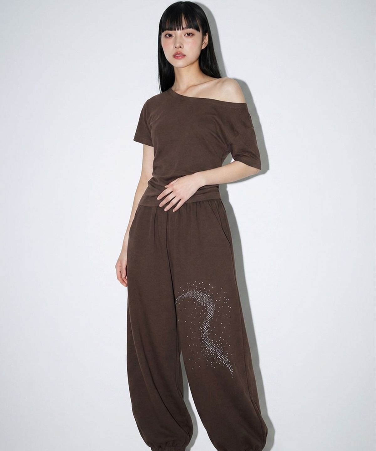 본슬리피(BORN SLIPPY) Future Wave Balloon Soft Pants (Brown)