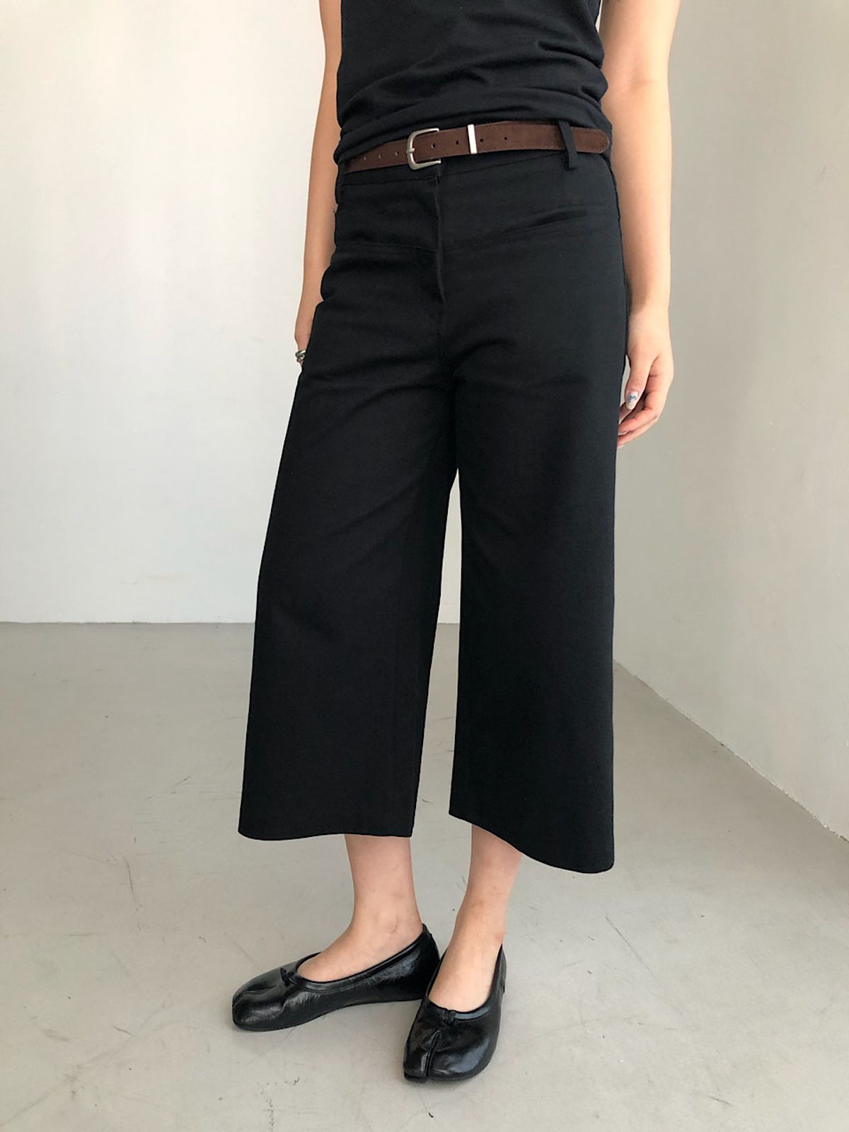 아포엠(APOEM) Cotton Capri Pants (2C)