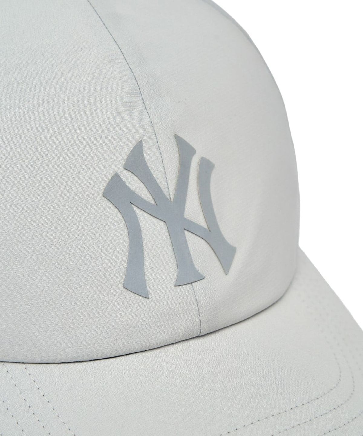 엠엘비(MLB) 고어텍스 언스트럭쳐 볼캡 NY (Ptn.Cream)