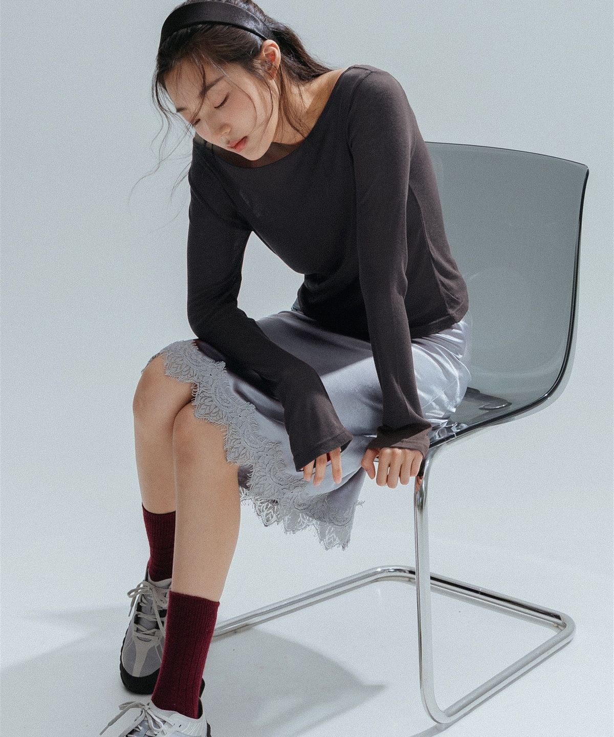 앤하츠(ANNEHEARTS) Wool Modal Slim Tee_CHARCOAL
