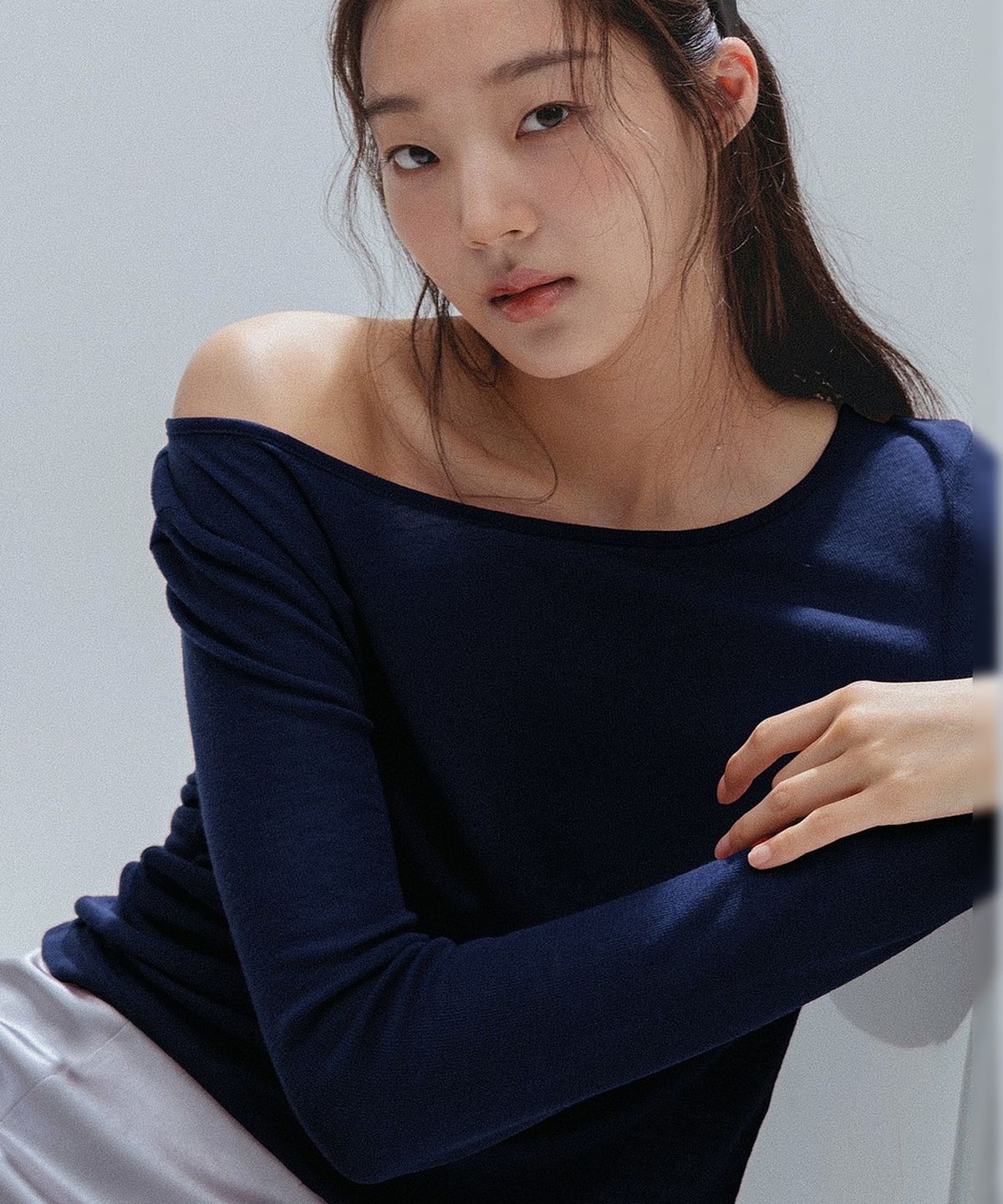 앤하츠(ANNEHEARTS) Wool Modal Slim Tee_NAVY