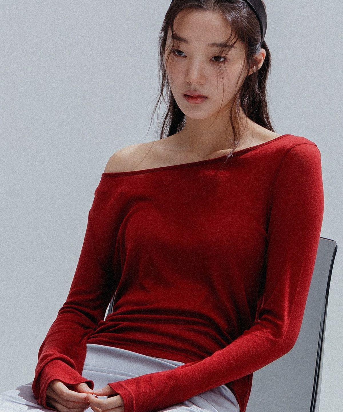앤하츠(ANNEHEARTS) Wool Modal Slim Tee_RED
