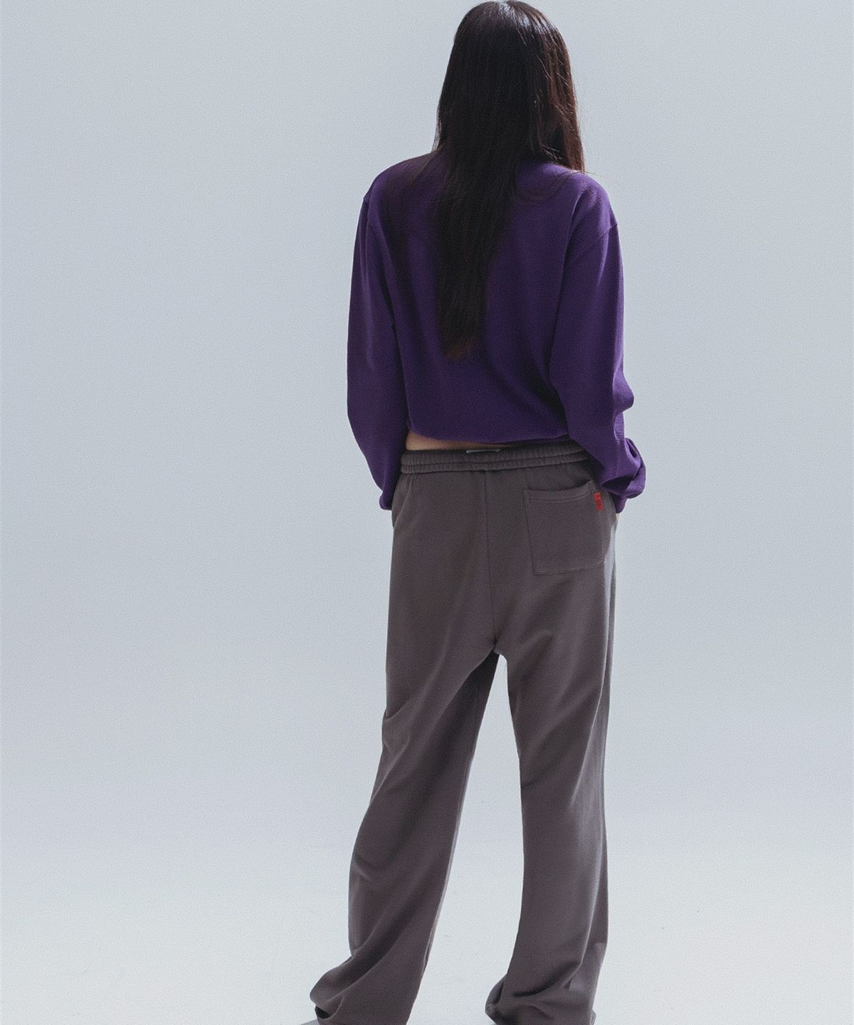 앤하츠(ANNEHEARTS) Wide String 2WAYS Sweatpants_CHARCOAL