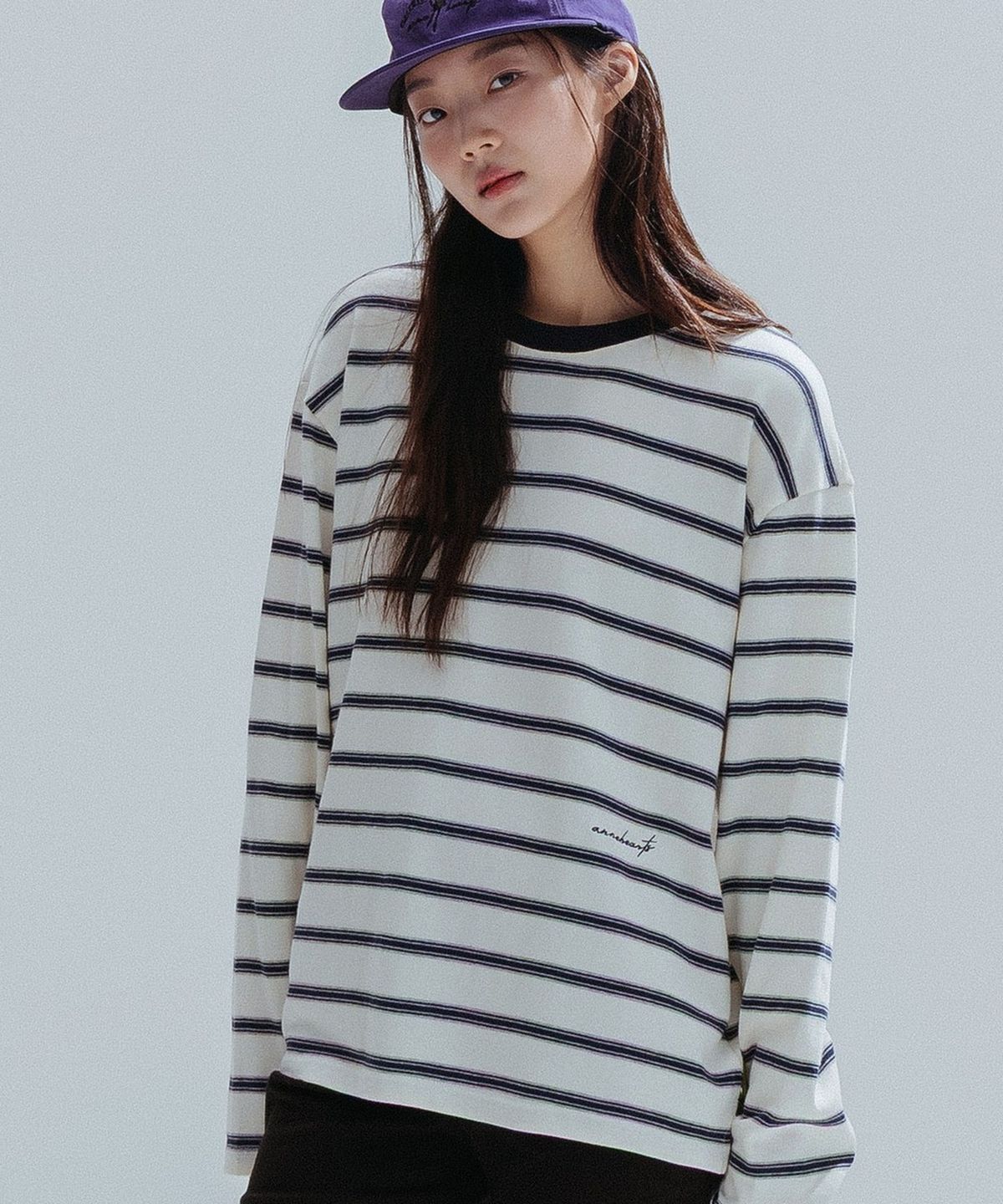 앤하츠(ANNEHEARTS) Round Neck Stripe Tee_IVORY