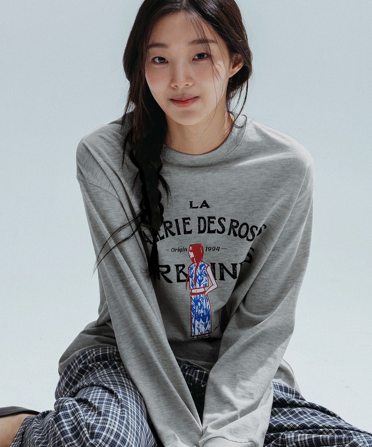앤하츠(ANNEHEARTS) French Muse Artwork Long Sleeve_MELANGE