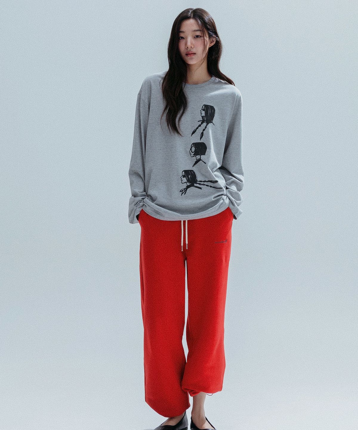 앤하츠(ANNEHEARTS) Three Muse Artwork Long Sleeve_MELANGE