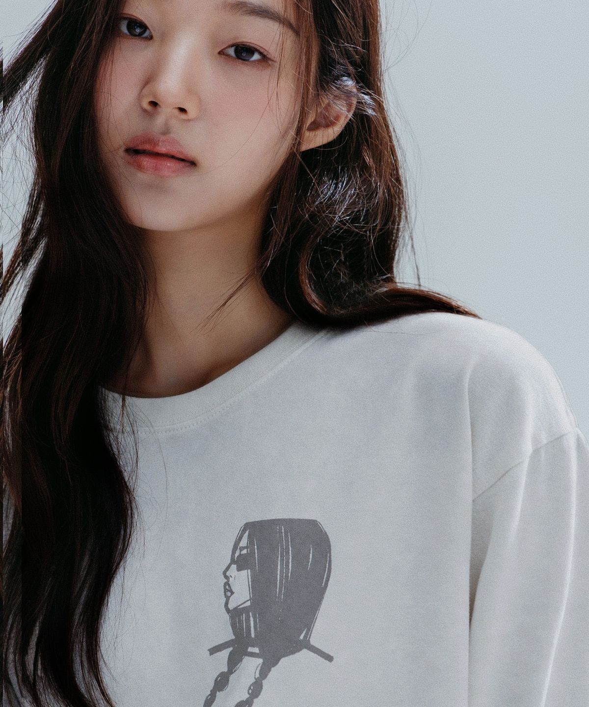 앤하츠(ANNEHEARTS) Three Muse Artwork Long Sleeve_IVORY