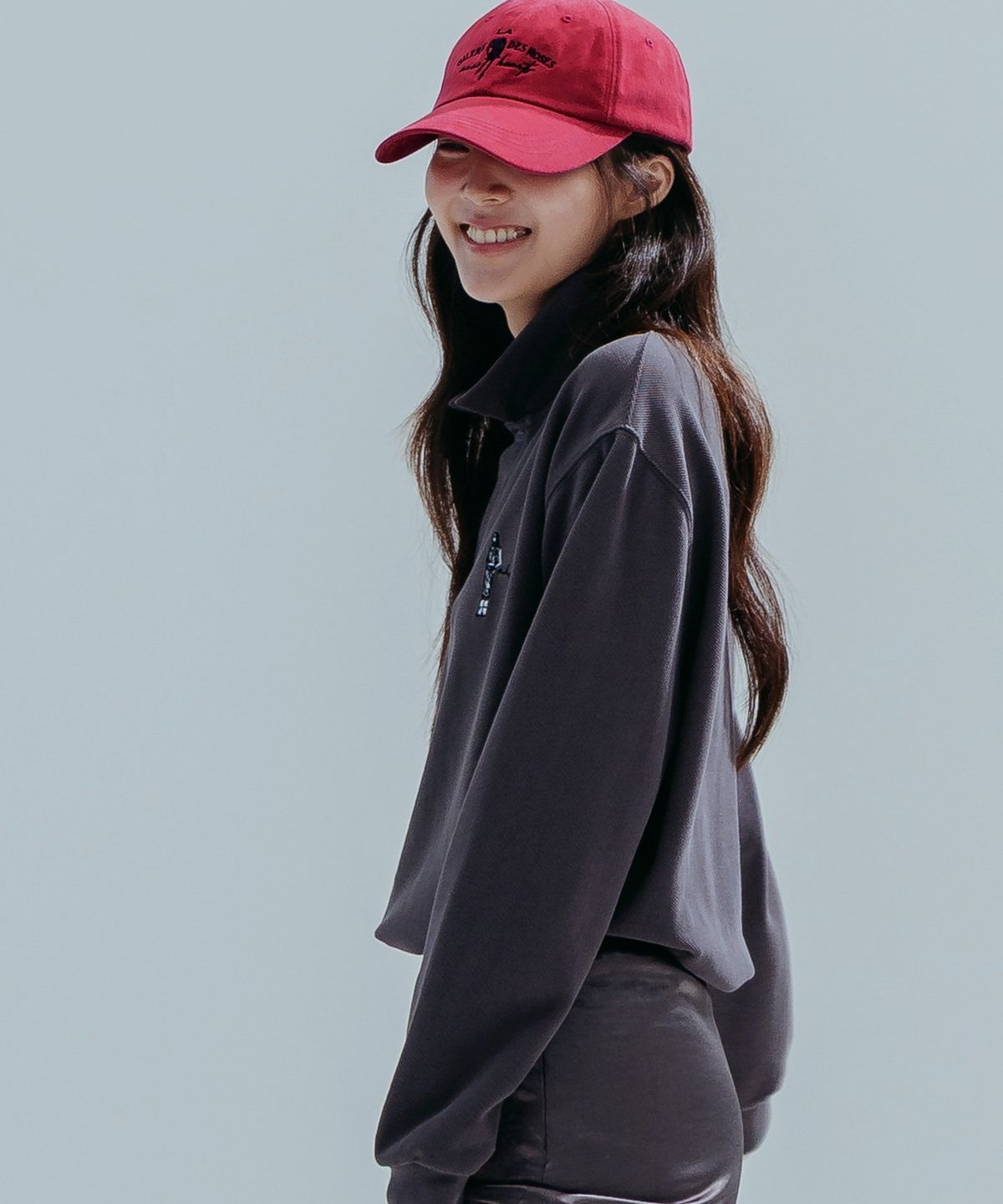 앤하츠(ANNEHEARTS) Girl Emblem Ball Cap_VINTAGERED