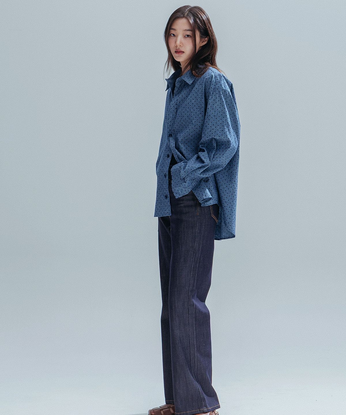 앤하츠(ANNEHEARTS) Vintage Mini Dot Shirt_MIDBLUE