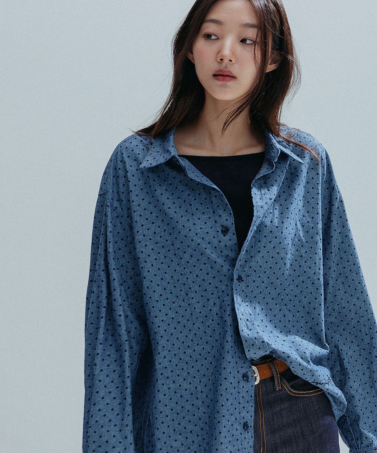 앤하츠(ANNEHEARTS) Vintage Mini Dot Shirt_MIDBLUE