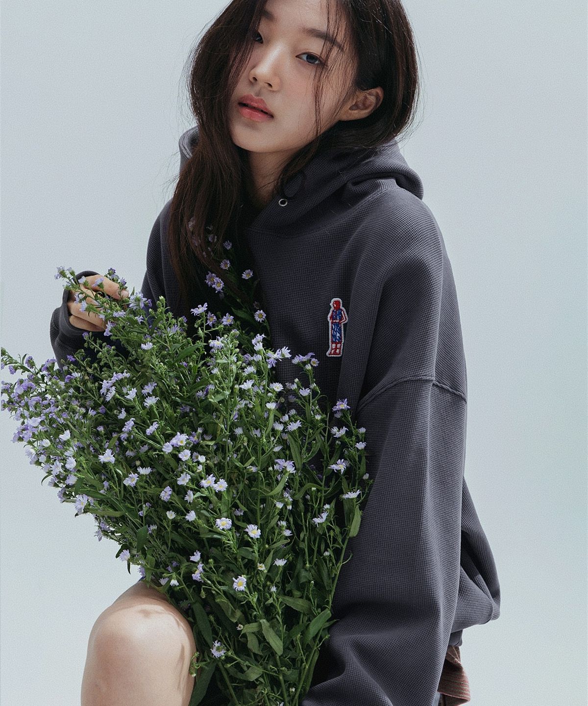앤하츠(ANNEHEARTS) Waffle Volume Hoodie_CHARCOAL