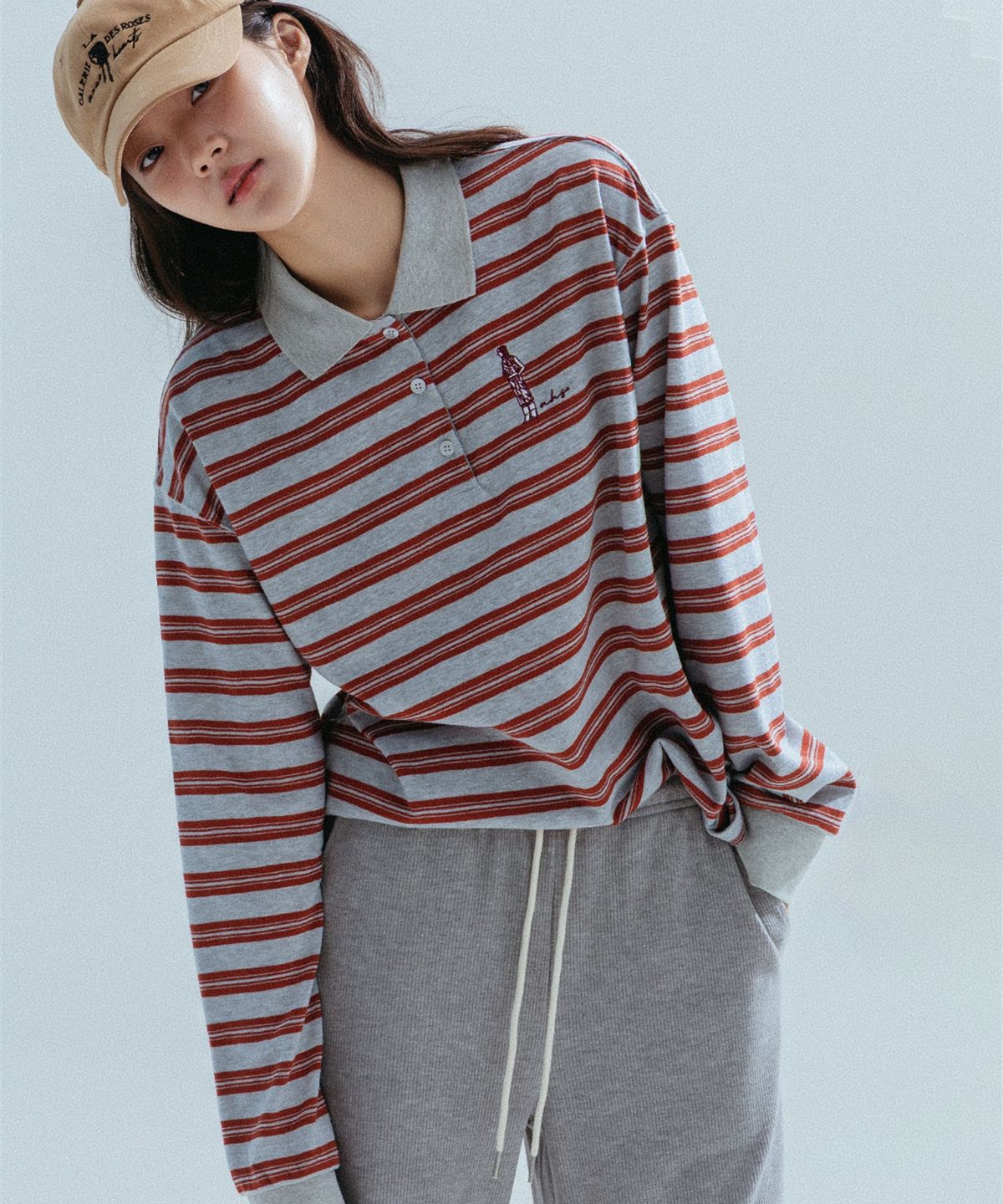 앤하츠(ANNEHEARTS) Wide Stripe Collar Polo Tee_GRAY