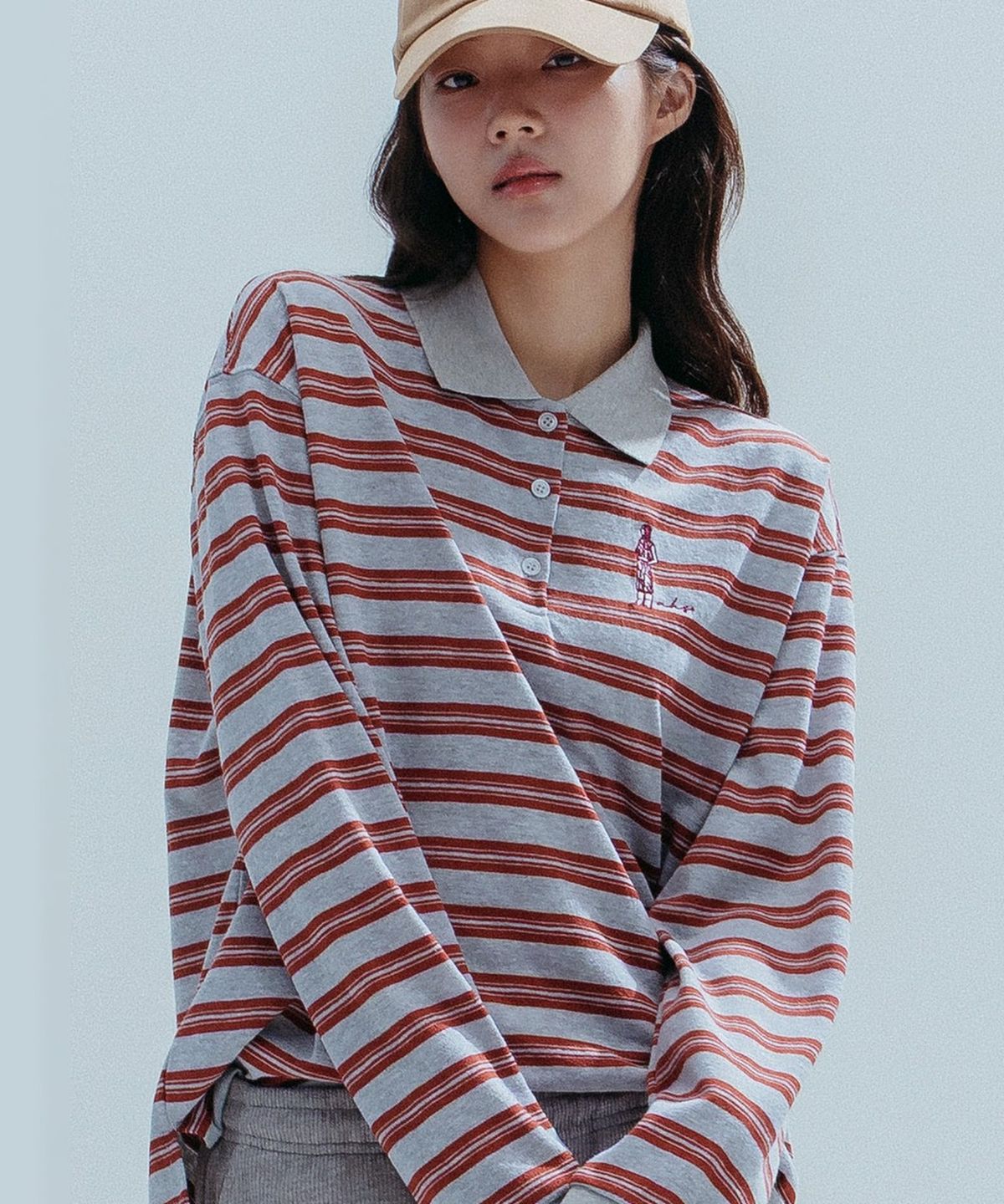 앤하츠(ANNEHEARTS) Wide Stripe Collar Polo Tee_GRAY