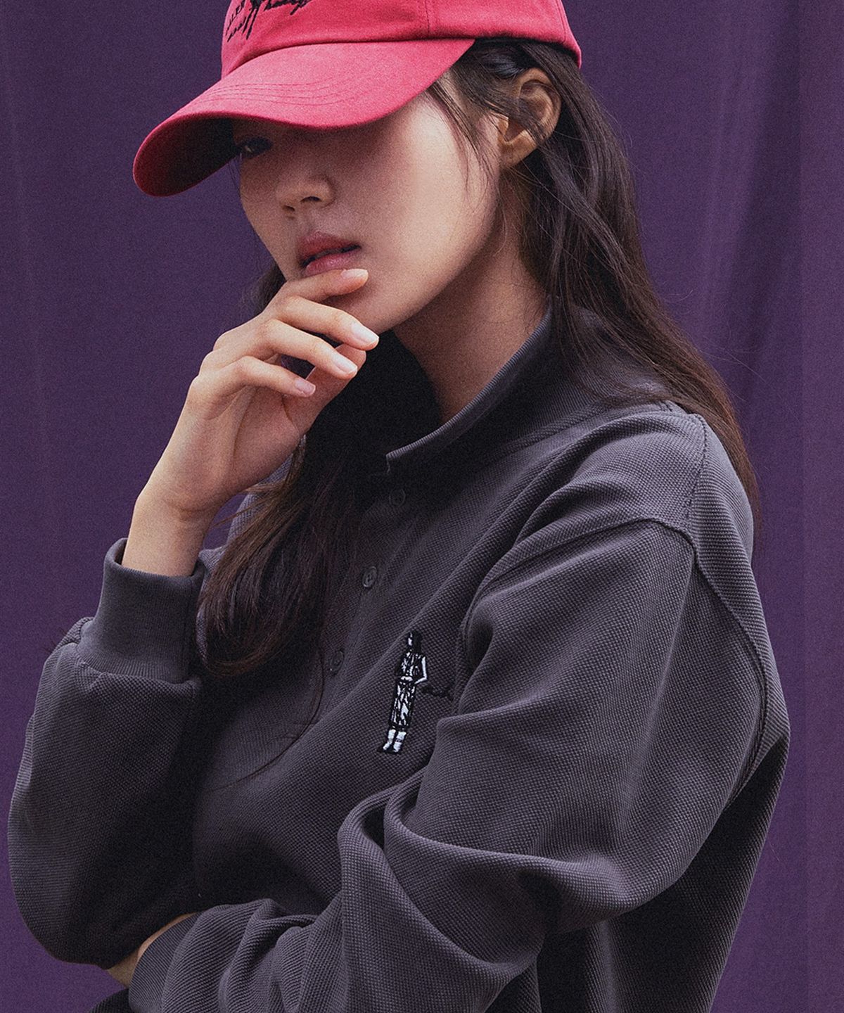 앤하츠(ANNEHEARTS) Color Block PK Sweatshirt_CHARCOAL