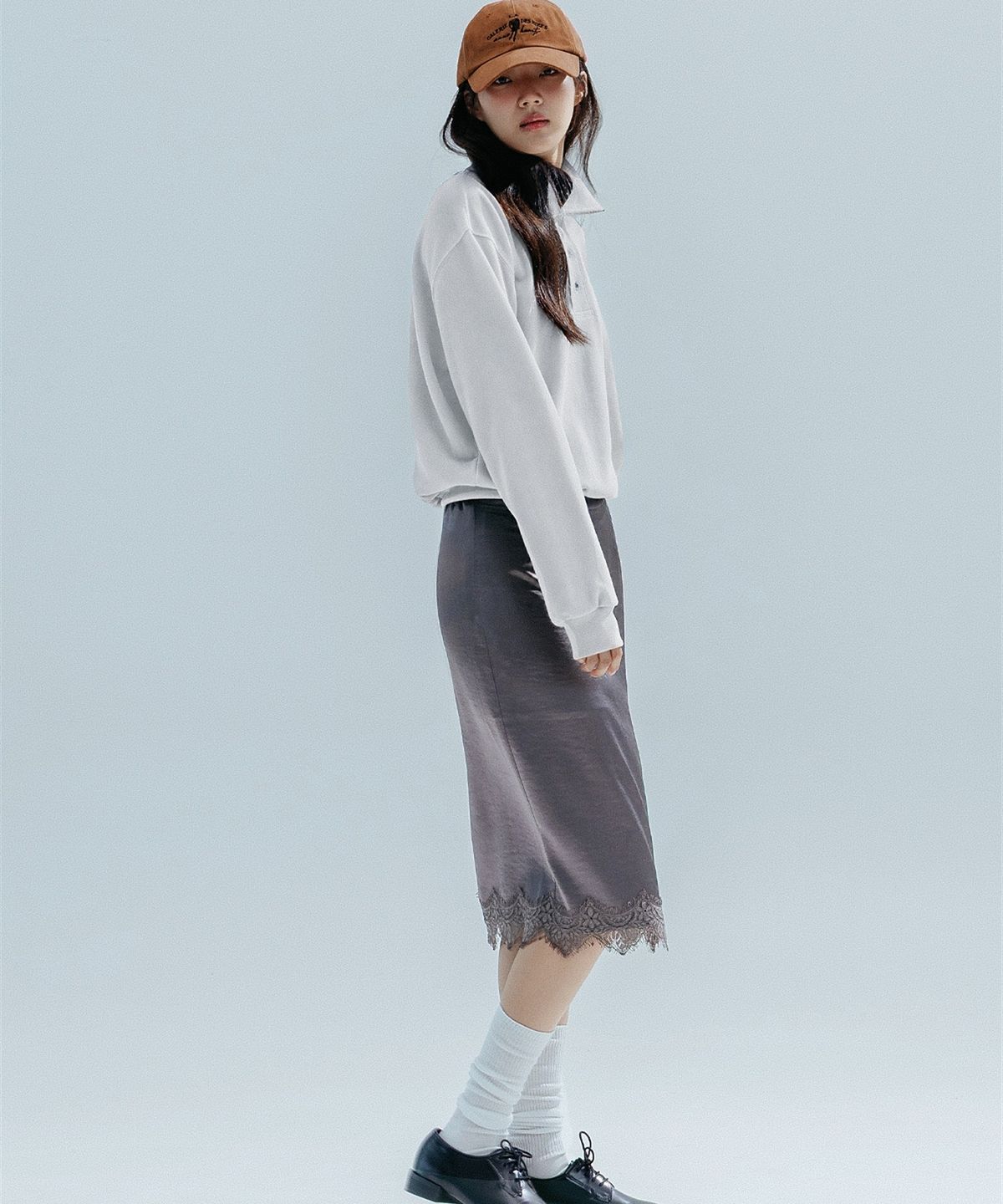 앤하츠(ANNEHEARTS) Color Block PK Sweatshirt_IVORY
