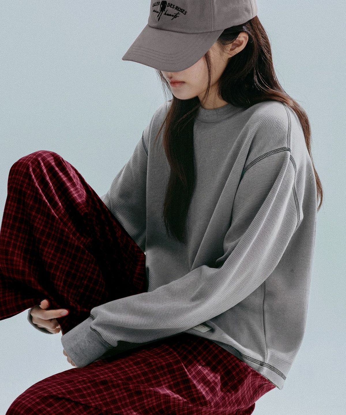 앤하츠(ANNEHEARTS) Waffle Round Hem Tee_GRAY