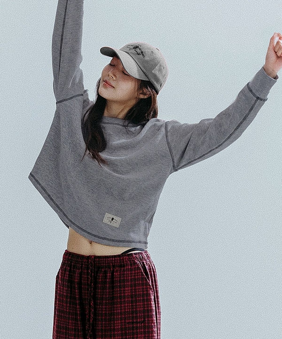 앤하츠(ANNEHEARTS) Waffle Round Hem Tee_GRAY