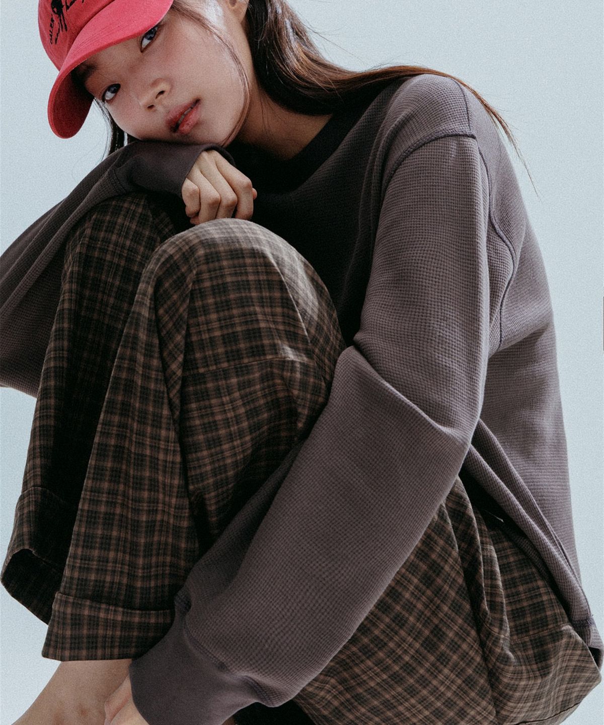 앤하츠(ANNEHEARTS) Waffle Round Hem Tee_BROWN