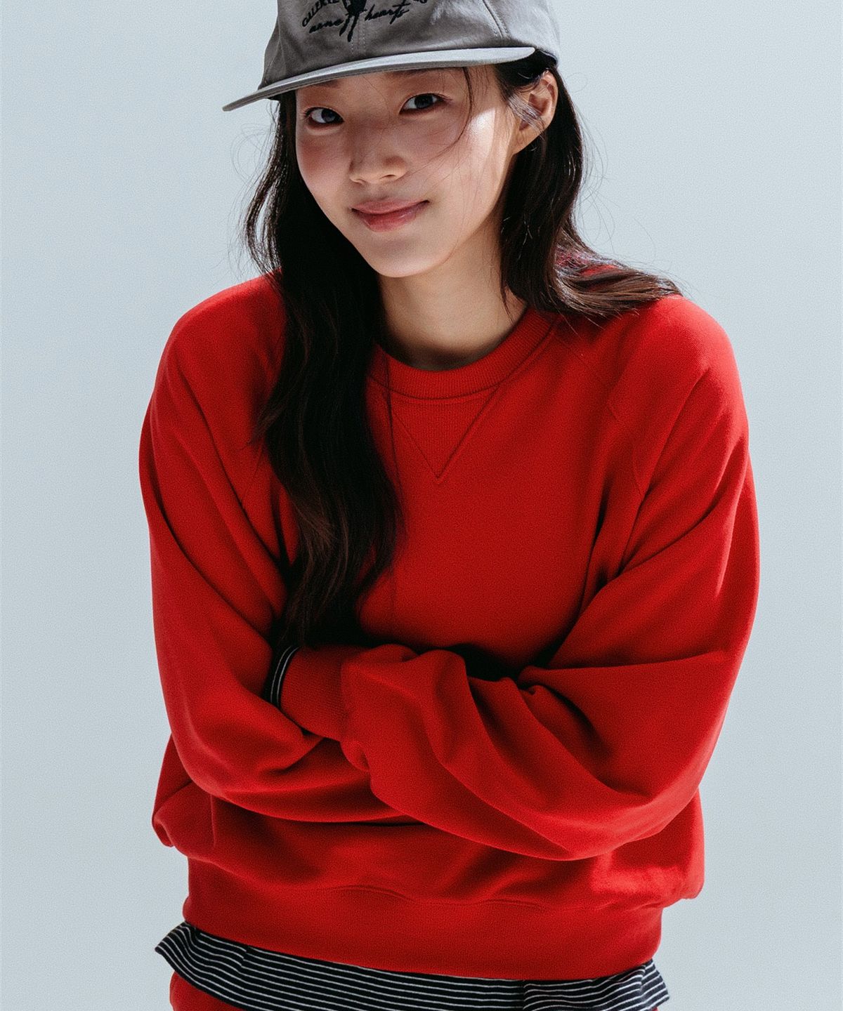 앤하츠(ANNEHEARTS) Floral Muse Raglan Sweatshirt_RED