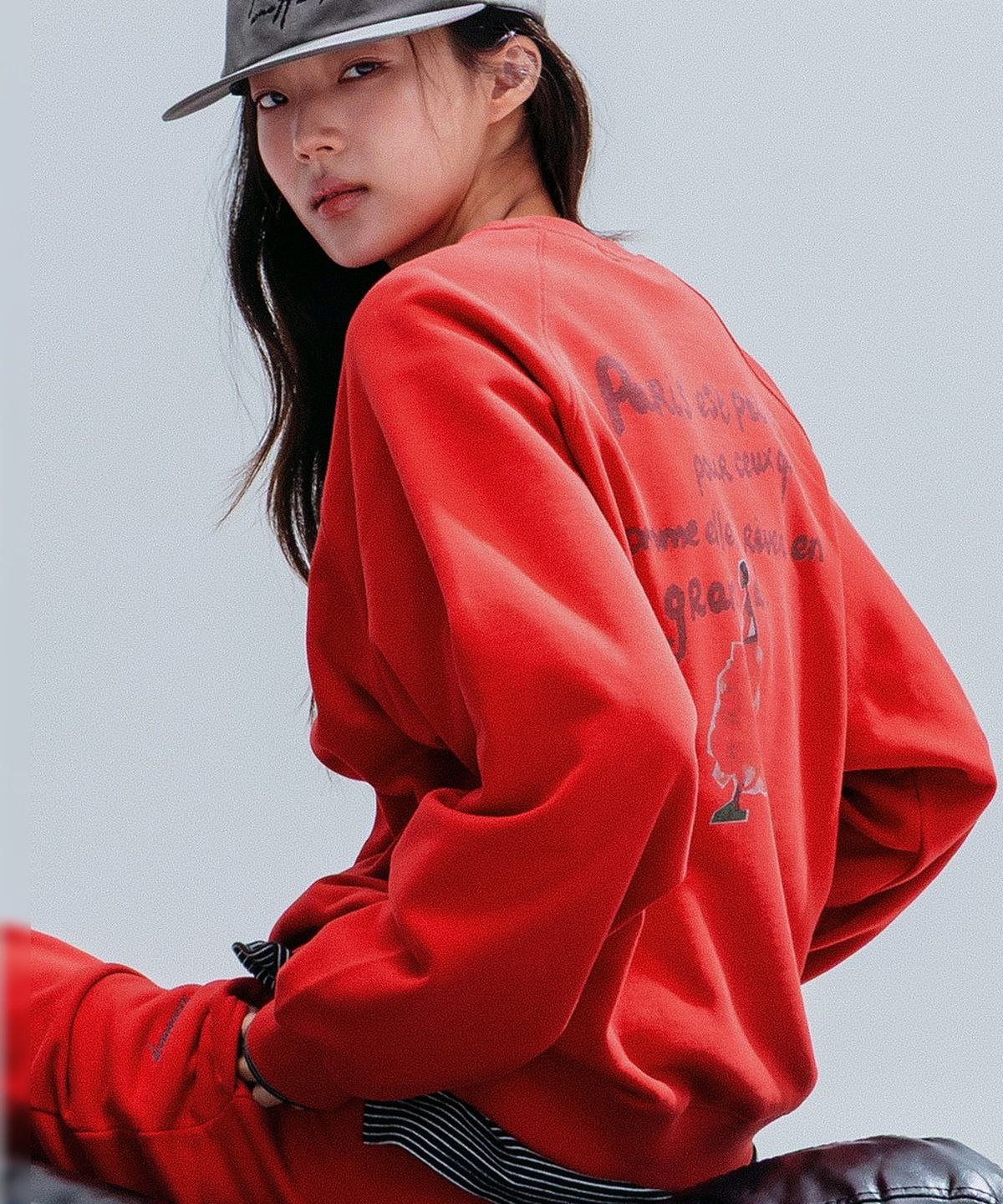 앤하츠(ANNEHEARTS) Floral Muse Raglan Sweatshirt_RED