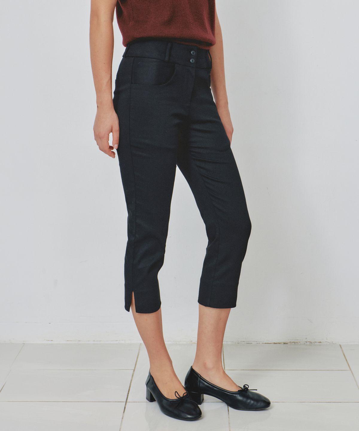 씨타(CITTA) Double Button Waistband Capri Pants_CTB587(Black)