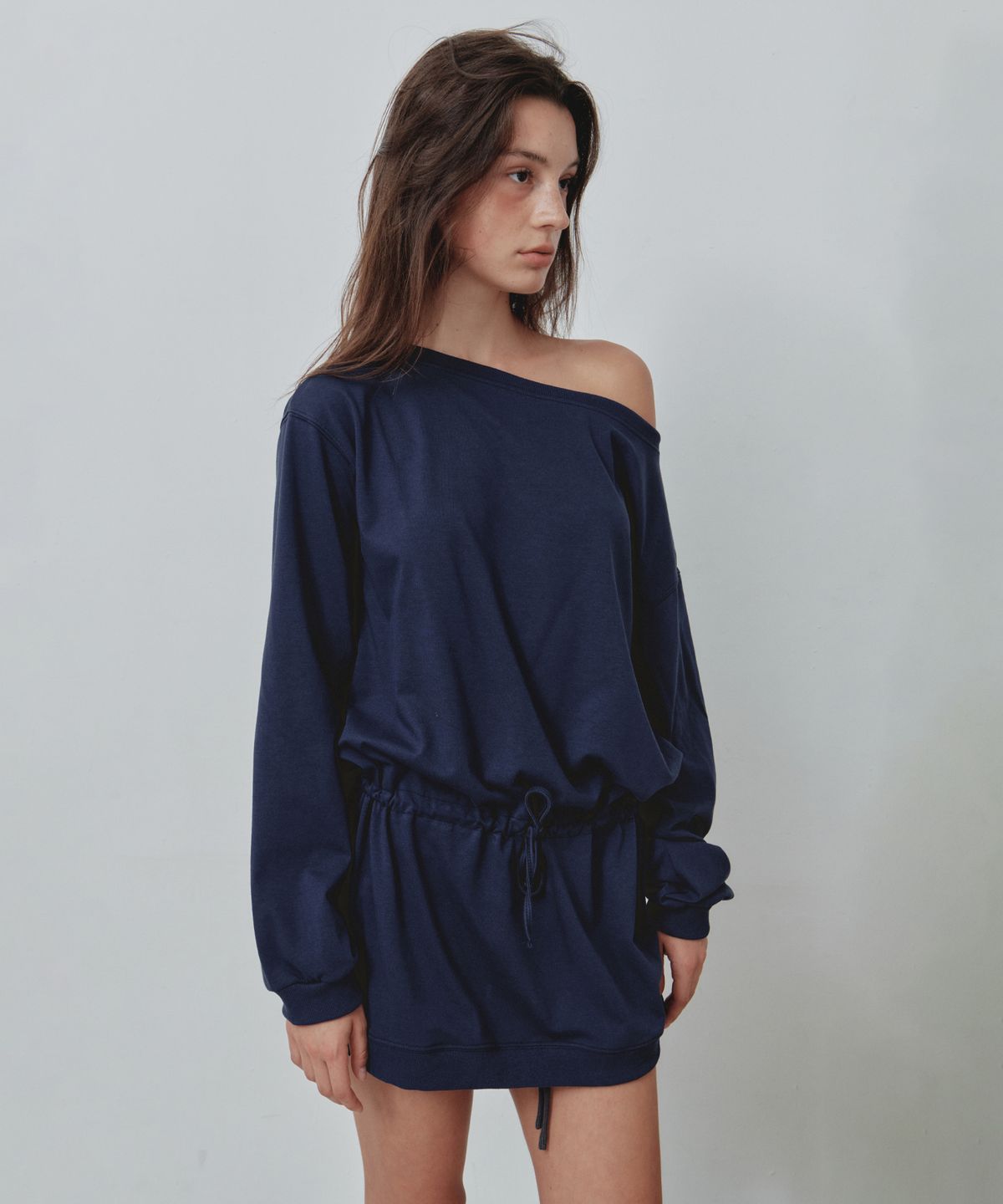 씨타(CITTA) Off-Shoulder Drawstring Mini Dress_CTOP721(Navy)
