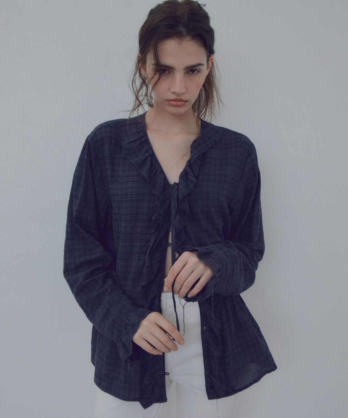 씨타(CITTA) Ruffle Check Shirring Blouse_CTT3045(Navy)