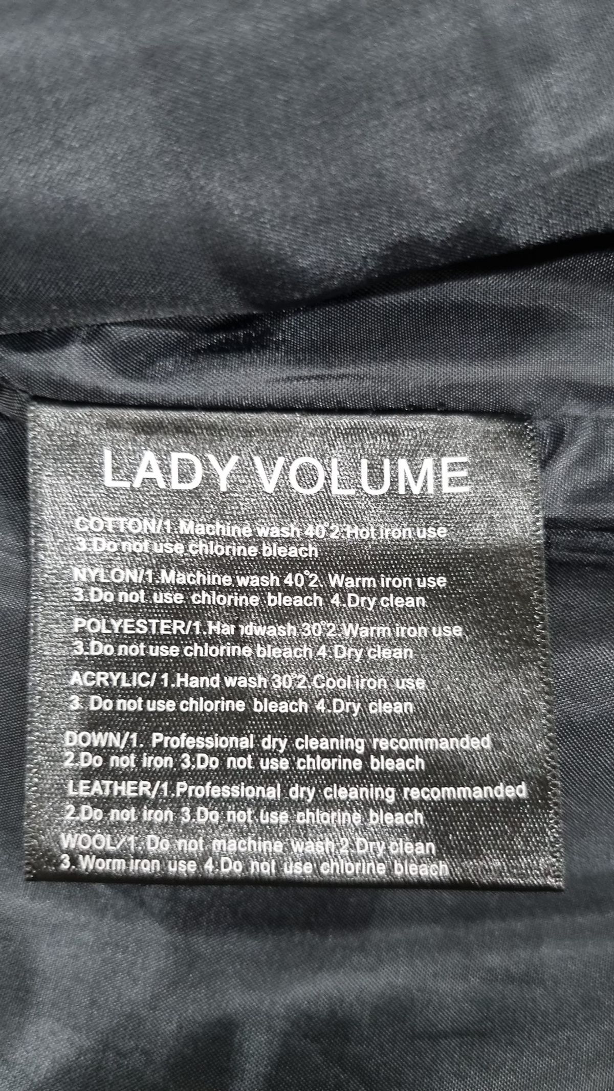 레이디 볼륨(LADY VOLUME) 레더/라이더스 재킷 L