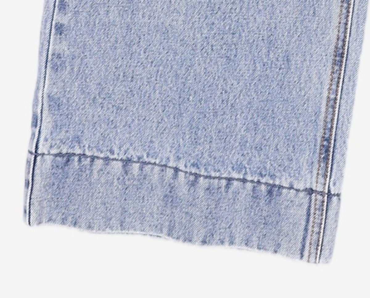 게스(GUESS) [MY Jeans] M톤 크롭 와이드 28