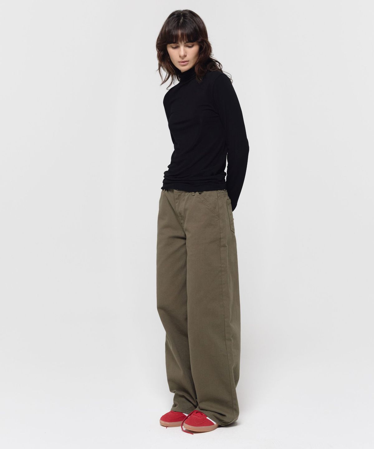 지비에이치 어패럴(GBH APPAREL) TURTLE NECK SLIM TOP / BLACK