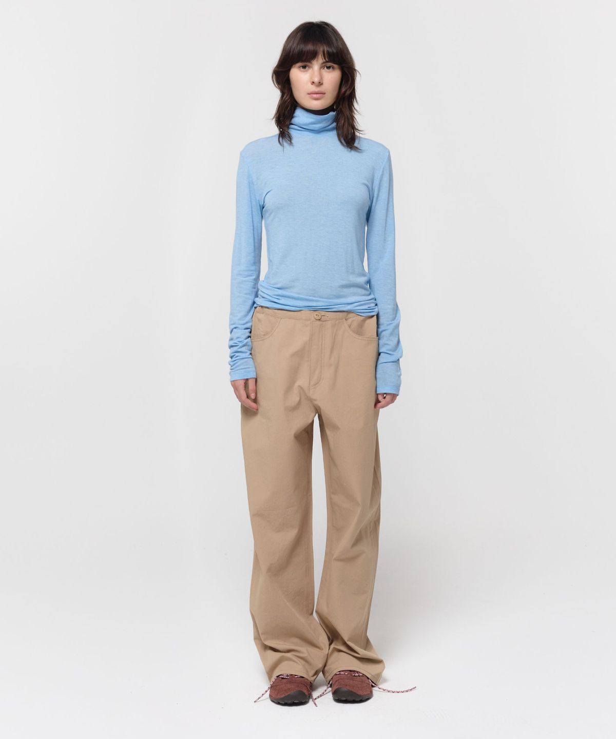 지비에이치 어패럴(GBH APPAREL) TURTLE NECK SLIM TOP / LIGHT BLUE