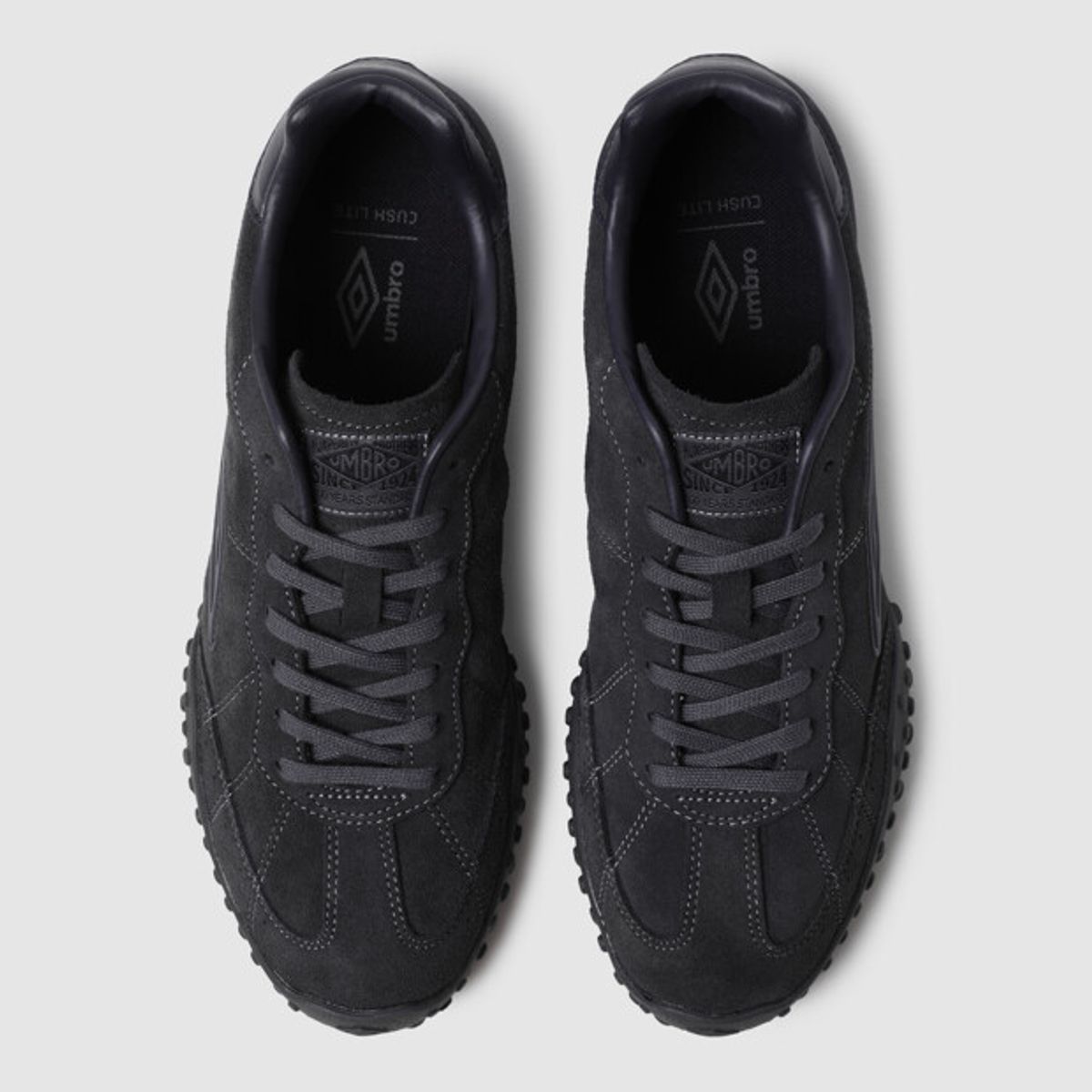 엄브로(UMBRO) FIRST JOGGER SPLIT (퍼스트 조거 스플리트) 블랙 UR323CCU80