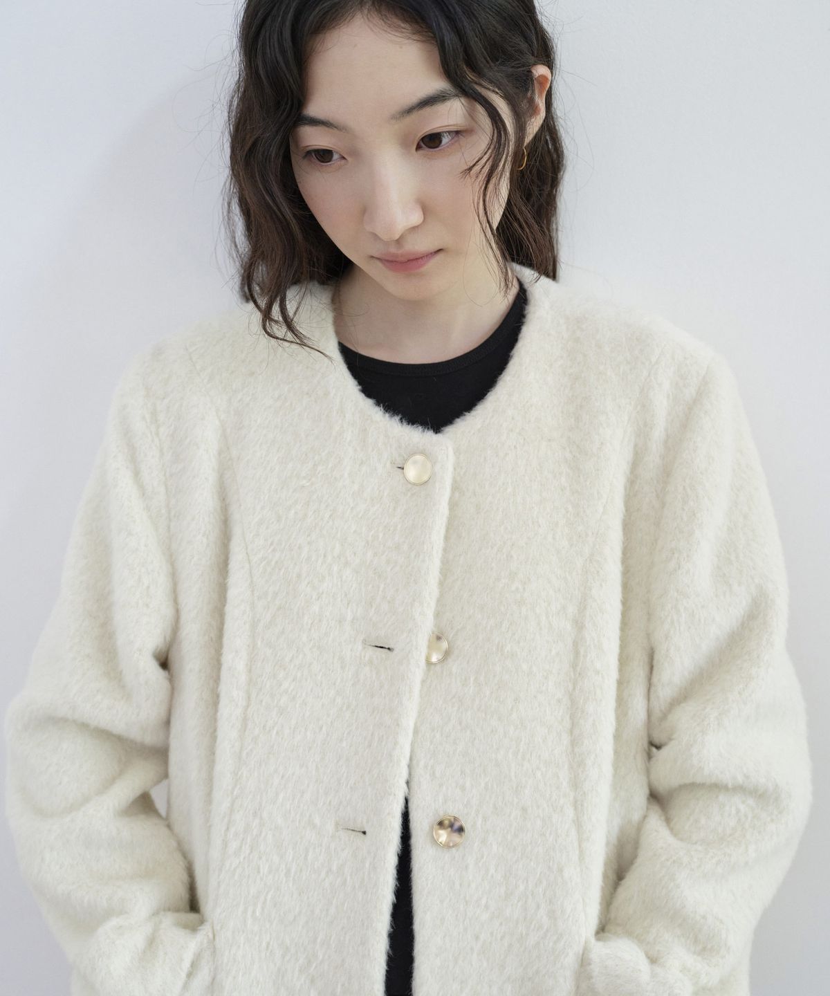 스텝어라운드(STEP AROUND) Suri Arpaca Round Mid Jacket_IVORY