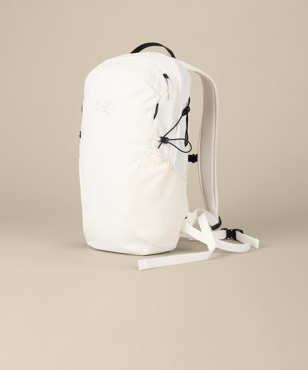 아크테릭스(ARCTERYX) 맨티스 16 백팩 - ARCTIC SILK / ABQFU10636