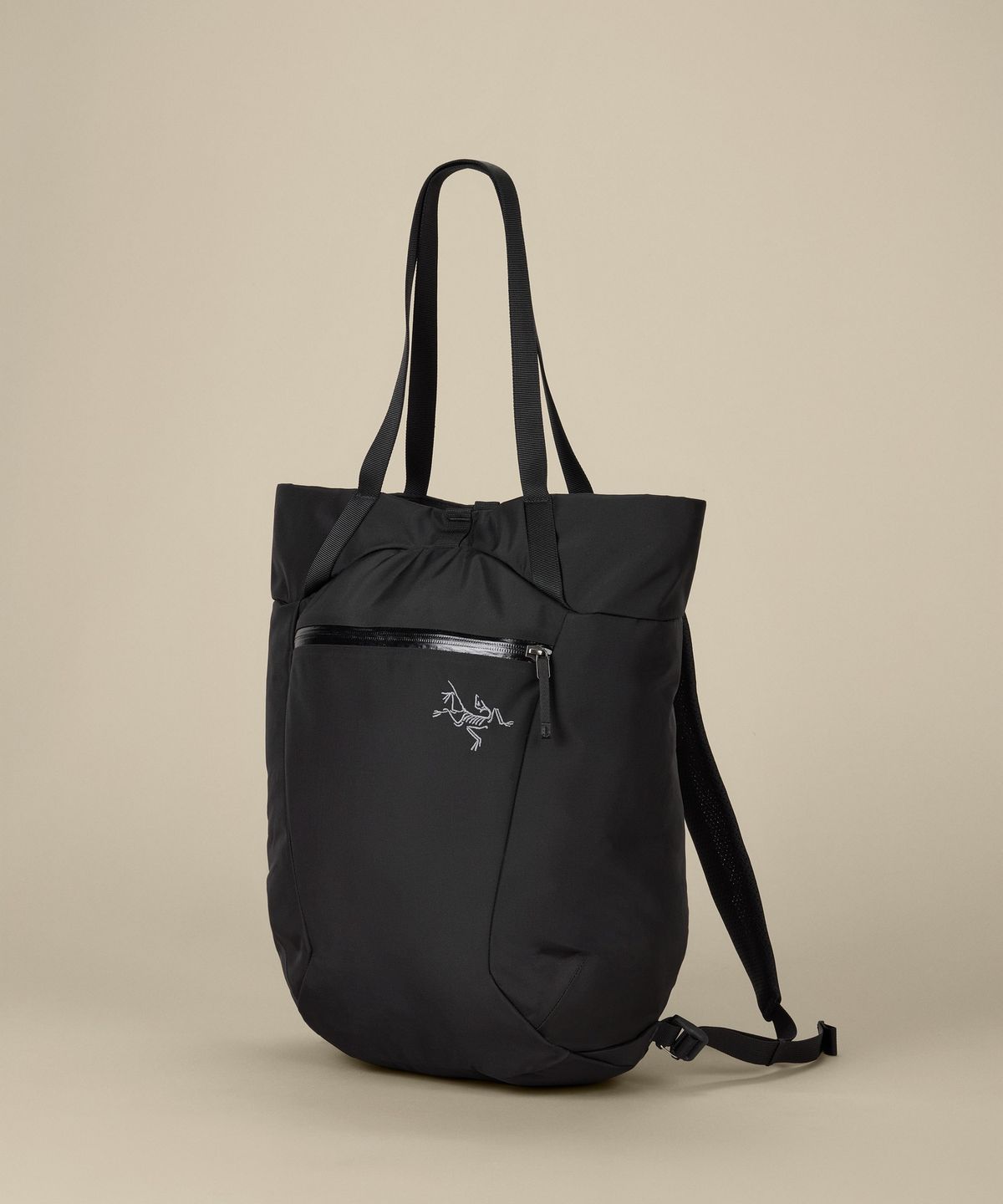 아크테릭스(ARCTERYX) 엑시오스 20 토트 - BLACK / ABQFU10708