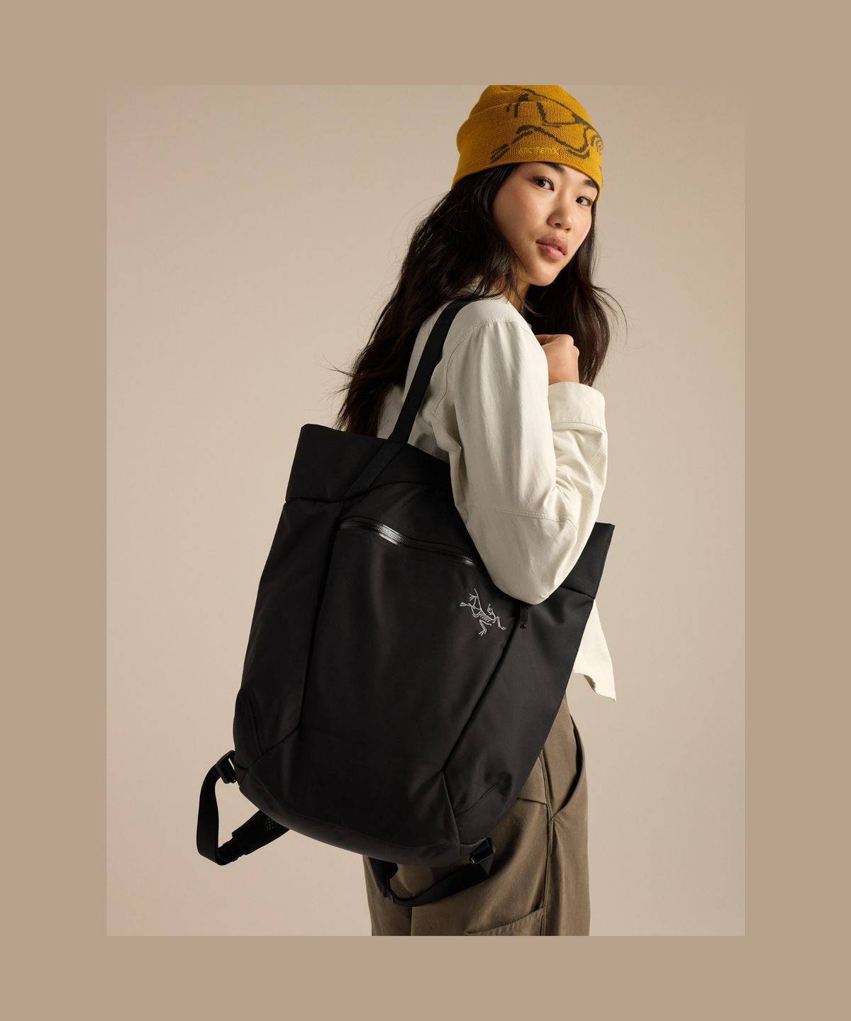 아크테릭스(ARCTERYX) 엑시오스 20 토트 - BLACK / ABQFU10708