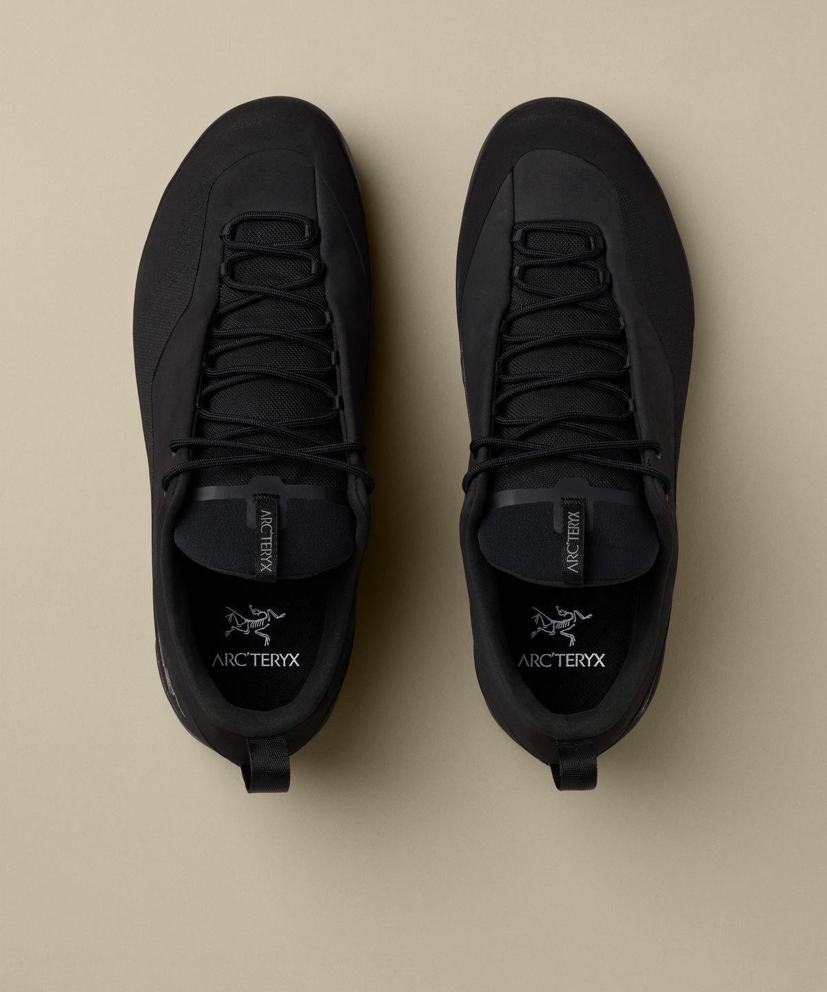 아크테릭스(ARCTERYX) 컨실 남성 - BLACK/BLACK / AFQFM09834
