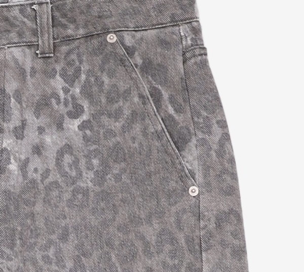 크리틱(CRITIC) LEOPARD CURVED PANTS CHARCOAL L