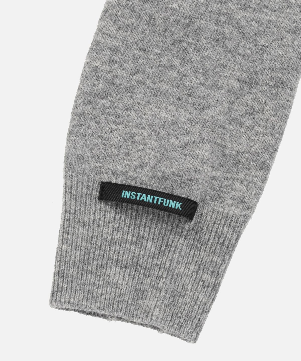 인스턴트펑크(INSTANTFUNK) ESSENTIAL WOOL ROUND CARDIGAN - GREY