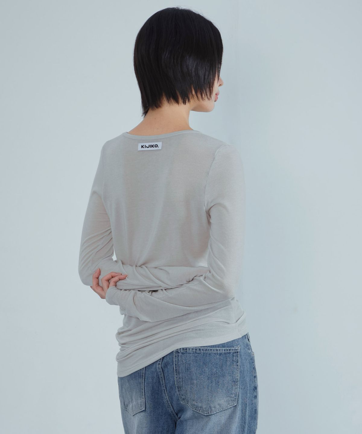 키지코(KIJIKO) ke311. Curved Sheer Tee Gray