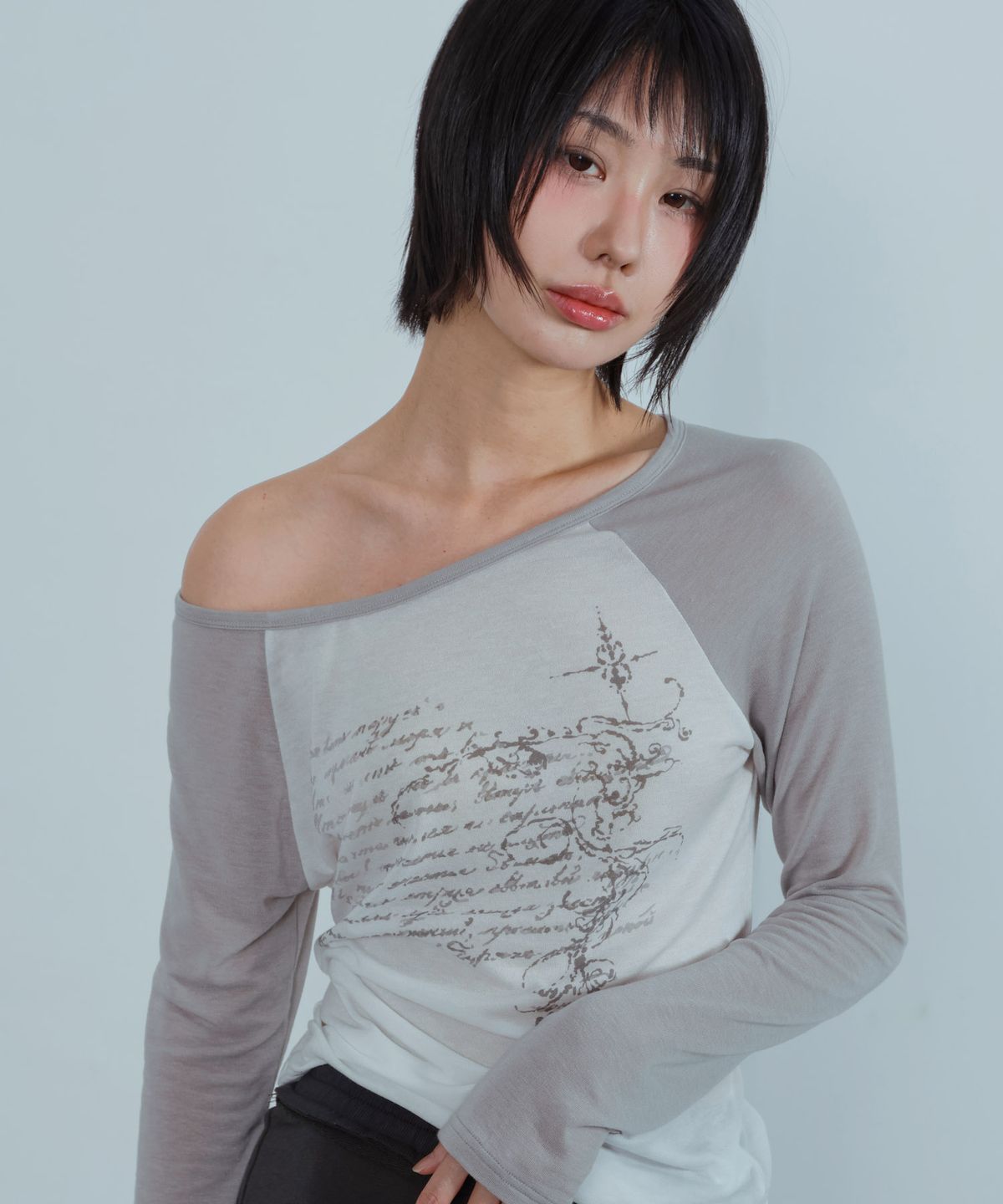 키지코(KIJIKO) ke310. Feather Soft Raglan Tee Gray