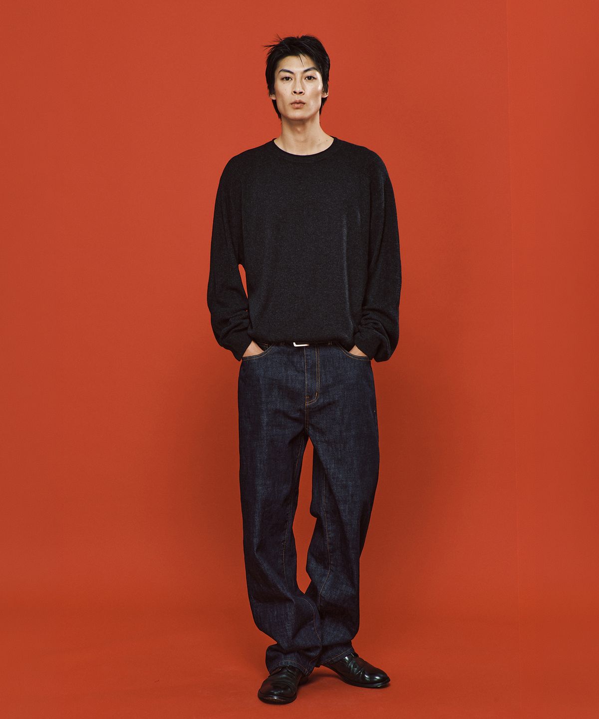 플랙(PLAC) 캐시미어 블랜드 라인 크루넥 니트 차콜