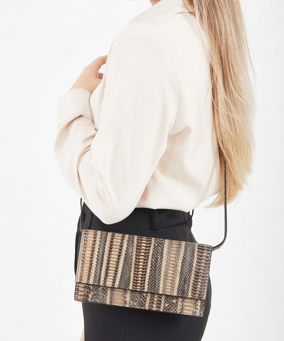 케이일일오(K115) Dona Wallet Cross Bag (도나 지갑 크로스백)_3colors